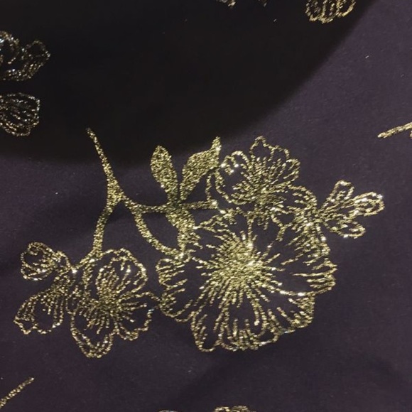 Purple cocktail dress with glittery flowers. - Picture 3 of 4